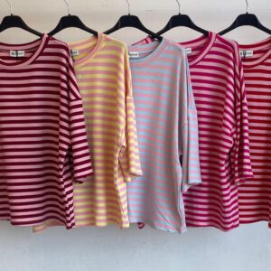 Camiseta Viral Líneas